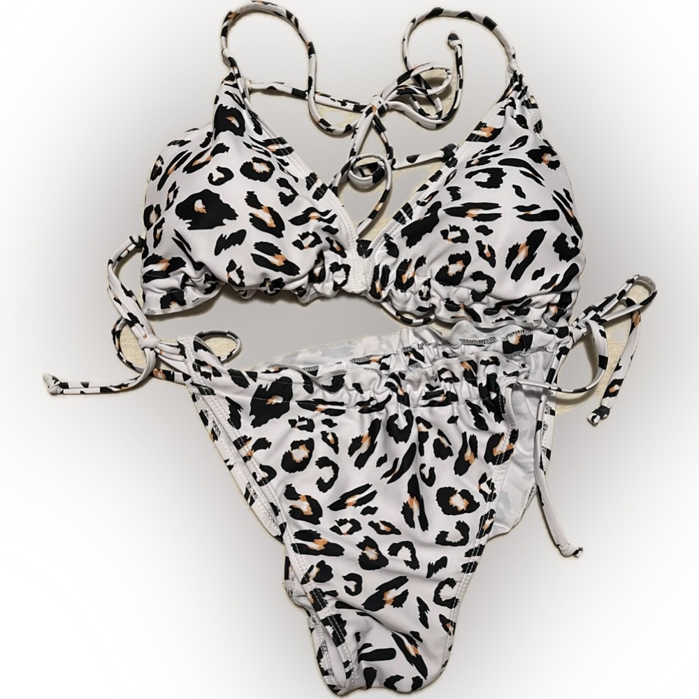 SHEIN Leopard Bikini with Ruffles 🐆
